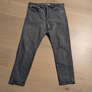 Levi's Women's Grey Straight Leg Wedgie Jeans Size 31